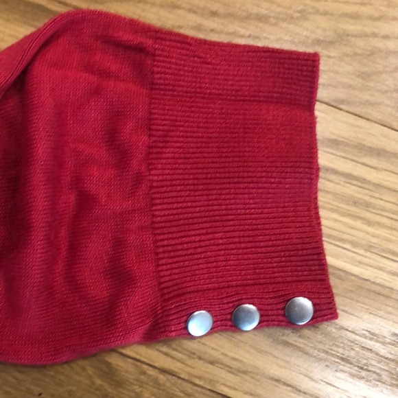 Red Open Cardigan - Picture 5 of 6
